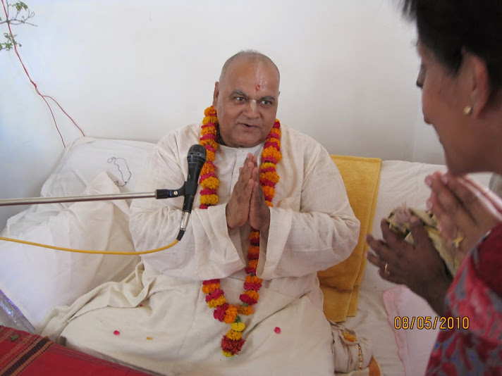 Discourse by H.H.Sarvabhauma Swami at ISKCON, Kanpur