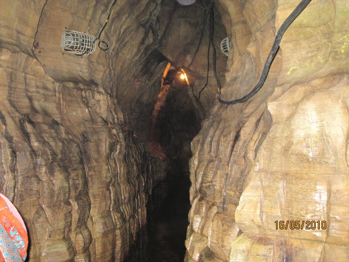 way to guptgodavari cave