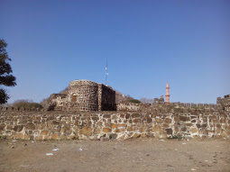 DEVAGIRI (DAULADABAD FORT)