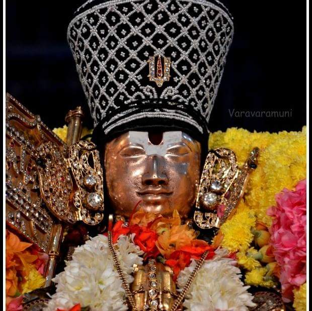 .facebook_1493227460446