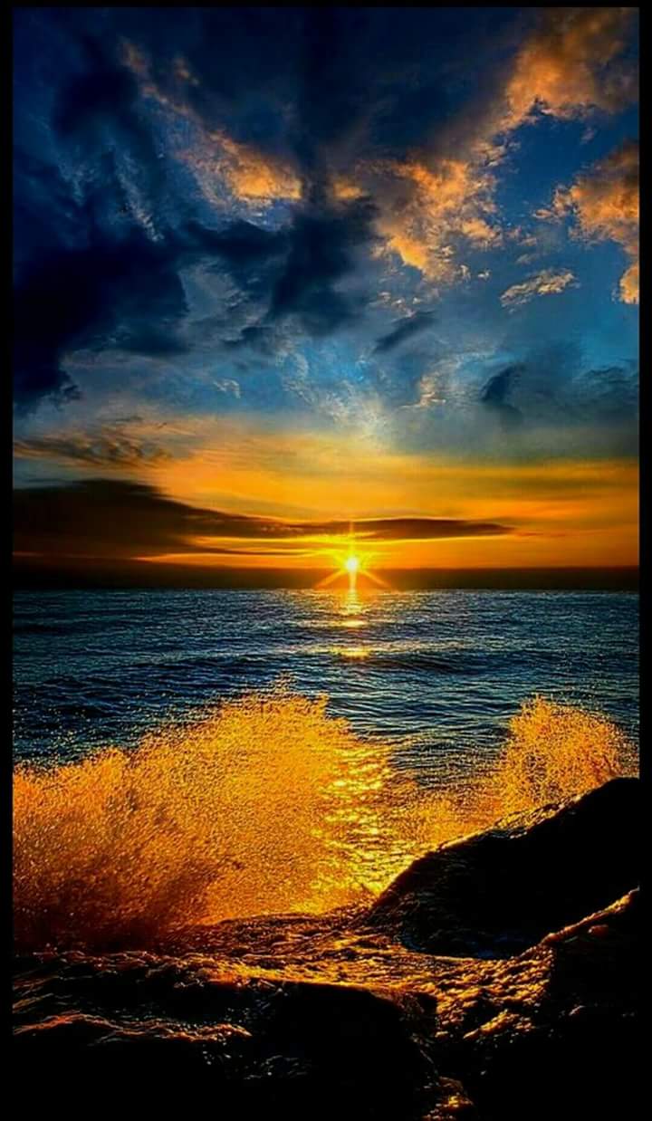 .facebook_1492393402543